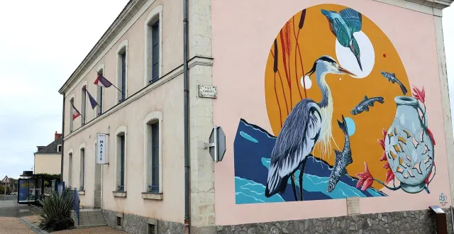 photo  la mairie de malicorne-sur-sarthe.  &copy;  ouest-france 