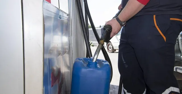 photo  durant ce week-end d’halloween, la préfecture de l’orne a pris de nombreuses mesures d’interdiction et notamment le transport de bidons de carburant.  &copy;  archives 
