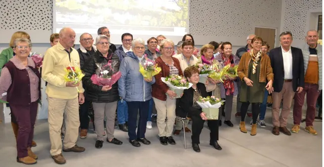 photo  les lauréats du prix de fleurissement ont été mis à l’honneur.  &copy;  le maine libre 