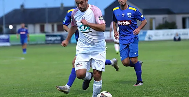 photo  johann lemeunier et la ferté-sur-bagnoles veulent offrir un premier succès à leurs supporteurs.  &copy;  ouest-france 