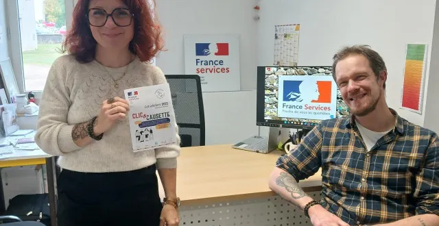 photo  émilie picantin et jeff becq, de france services.  &copy;  co 