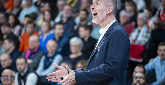 photo  guillaume vizade, coach du mans, se méfie d’une équipe de cholet très complète et déjà très compétitive.  &copy;  dominique breugnot. 