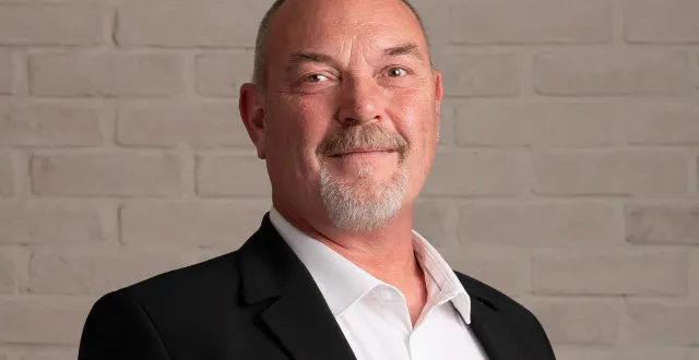 photo  marc salmon se présentera à la mairie de gacé, dans l’orne, aux élections municipales de 2026.  &copy;  josephine neuville 