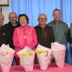 photo  après avoir accueilli les enfants dans le cadre de l’opération municipale sports vacances, samedi dernier, la société de boule de fort les vignes a organisé la finale de son concours de l’automne, octobre rose. une finale de plus de 2 heures, fort disputée, a vu la victoire de l’équipe composée de bernard laurent et de jean-yves robin, face au duo rené van hoorebèke et michel martin, par un score de 12 points à 10. un chèque a été remis ainsi que des dons particuliers à catherine perdriau, représente du comité féminin 49 octobre rose. dans quelques semaines, le grand concours les vignes débutera pour une période de deux mois. la société est ouverte du lundi au vendredi de 14 h à 19 h. entrée libre. contact : 06 72. 32 42 96. 