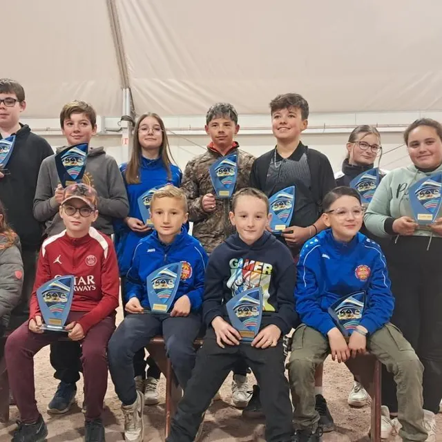 Les douze jeunes boulistes ont été récompensés par le Comité départemental de pétanque dimanche 2 novembre. D. R. photo les douze jeunes boulistes ont été récompensés par le comité départemental de pétanque dimanche 2 novembre. © d. r.