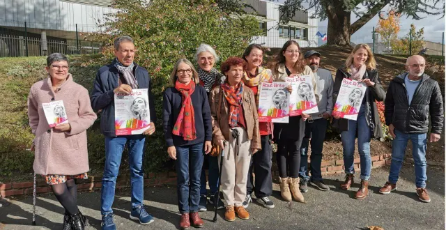 photo  bénévoles et artistes, ensemble pour préparer la 8e édition de rout’arts.  &copy;  florence retailleau 