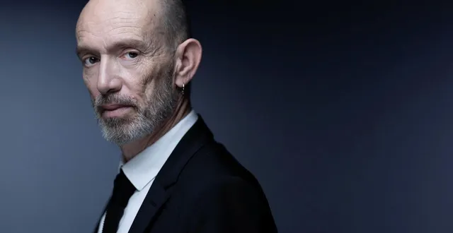 photo  laurent mauvignier, lauréat du goncourt 2025.  &copy;  afp - laurent saget 