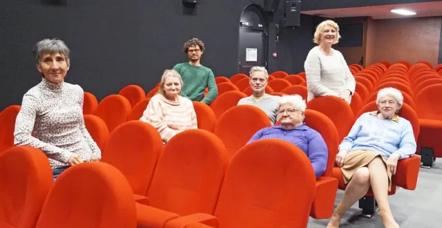photo  jeanine rauant, véronique delente, nelly delente, florian ollivier, bruno michel, yolande van overtveldt, anne-marie billard.  &copy;  ouest-france 