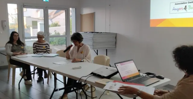 photo  hélène durand, présidente de l’association yendouboame, lors de la dernière assemblée générale.  &copy;  co 