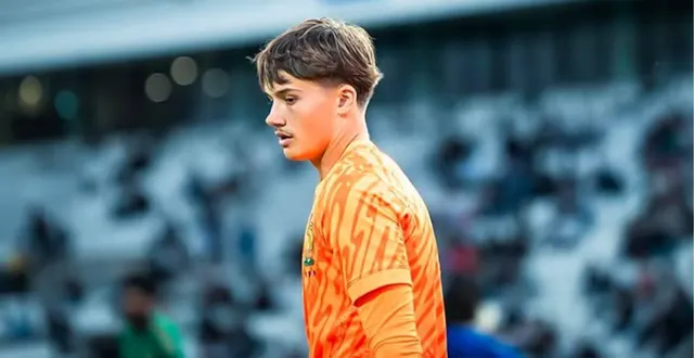 photo  max-edgar chabot dispute la coupe du monde u17 avec l’équipe de france au qatar.  &copy;  instagram max-edgar chabot 