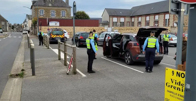 photo  une opération de gendarmerie s’est déroulée ce mercredi 5 novembre 2025 dans les communes de rives-d’andaine et juvigny-val-d’andaine, dans l’orne.  &copy;  gendarmerie domfront-en-poiraie 