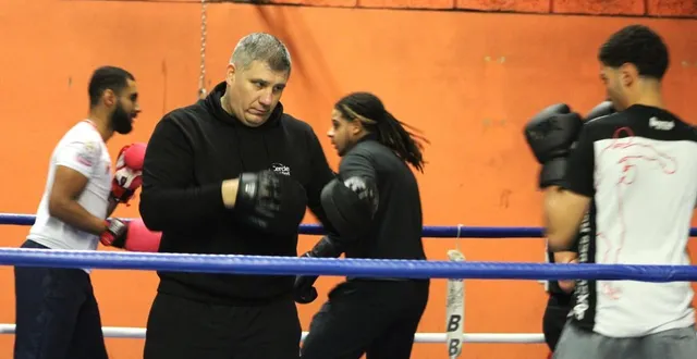 photo  à rennes, maksym kharchenko entraîne les boxeurs amateurs, également les pratiquants en loisirs qu’ils soient débutant ou confirmés.  &copy;  ouest-france 