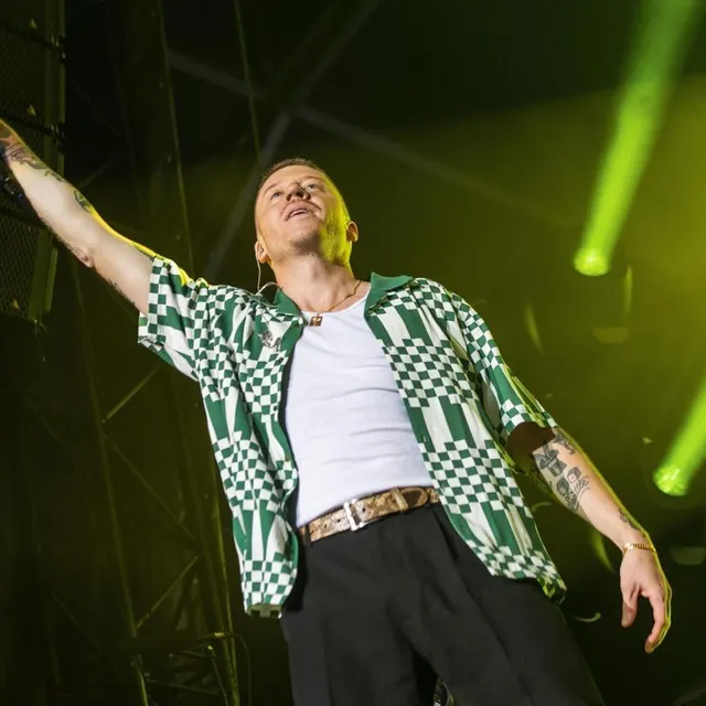 Macklemore prendra la suite d’Aya Nakamura sur la scène Beauregard, mercredi 1er juillet 2026. Martin ROCHE, archives Ouest-France photo macklemore prendra la suite d’aya nakamura sur la scène beauregard, mercredi 1er juillet 2026. © martin roche, archives ouest-france