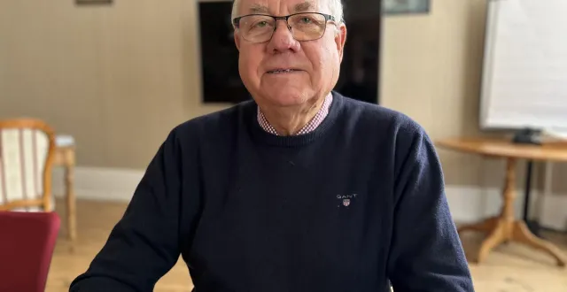 photo  francis belluau, 74 ans, est candidat aux municipales 2026 à marolles-les-braults.  &copy;  le maine libre 