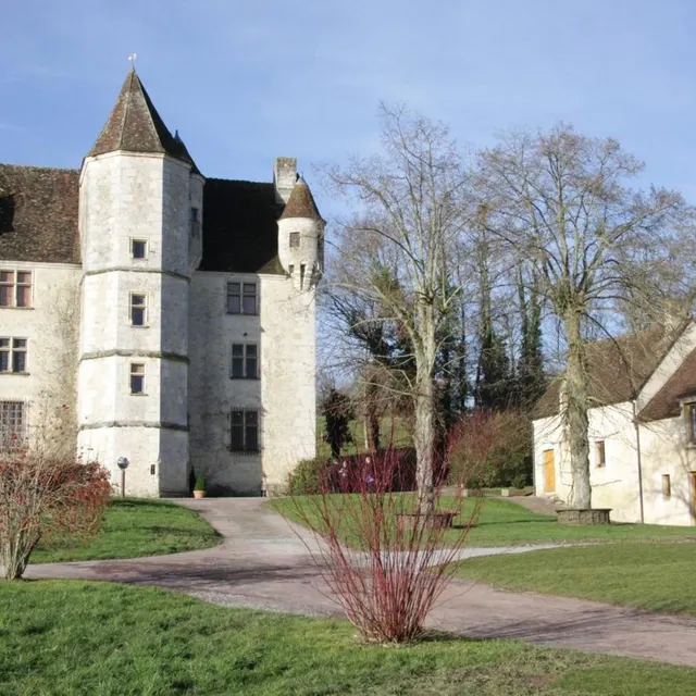 photo le manoir de courboyer, maison du parc naturel régional du perche.  ©  archives