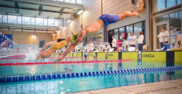 photo  le mans accueille des interclubs de natation.  &copy;  archives dominique breugnot 