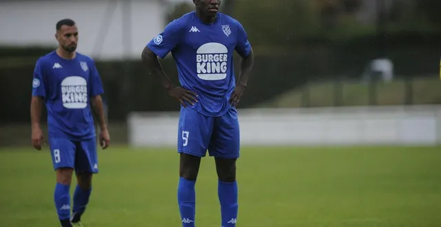 photo  tieri godame a inscrit les deux premiers buts chauraisiens.  &copy;  co - christophe bernard 