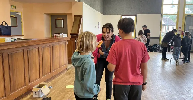 photo  au cours de plusieurs ateliers, les enfants ont découvert la littérature de différentes manières.  &copy;  le maine libre 