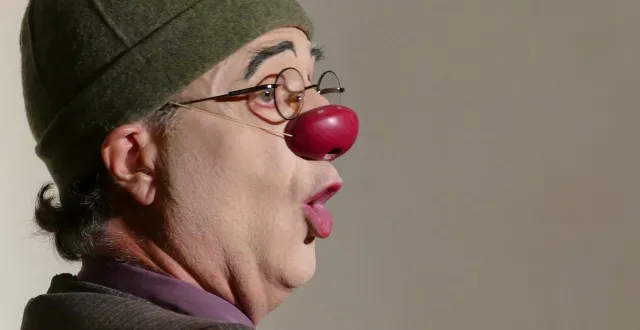 photo  philippe rousseaux donne le spectacle « rien à faire, solo pour un clown », le vendredi 14 novembre 2025.  &copy;  philippe rousseaux 