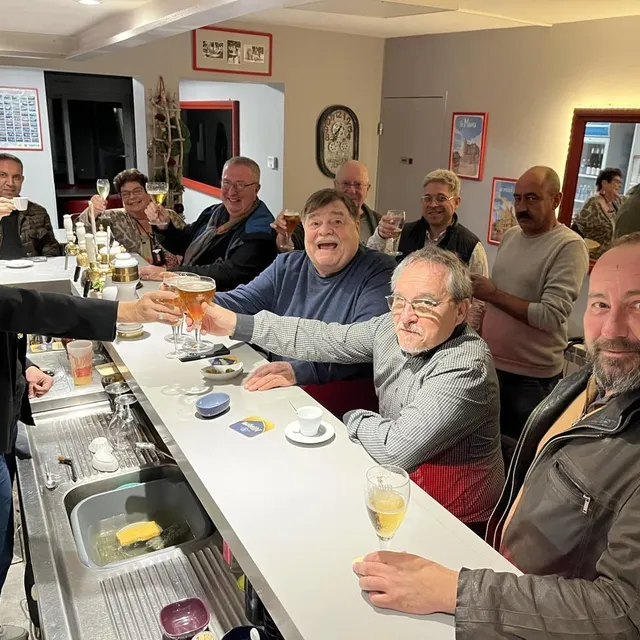 photo chantal, surnommée « chanchan » est la propriétaire d’un bar convivial et animé de l’avenue cordelet, dans le quartier de la chasse-royale.  ©  ouest france