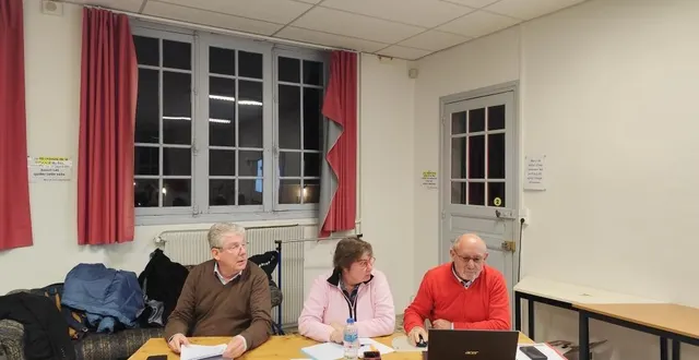 photo  les amis de l’église saint-martin ont tenu leur assemblée générale à la salle ferry.  &copy;  ouest-france 