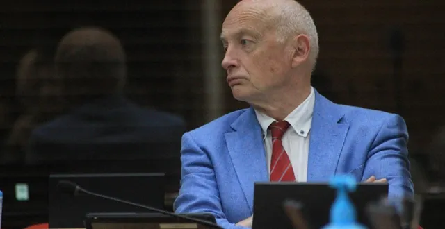 photo  cholet, hôtel de ville, lundi 10 novembre 2025. patrice brault est l’un des prévenus dans l’affaire du drame du feu d’artifice de cholet.  &copy;  co – alexandre blaise 