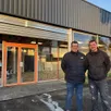 photo franck chable, gérant de global auto pièces, et jonathan catillon, vendeur, ouvrent le magasin en décembre 2025 à alençon (orne).