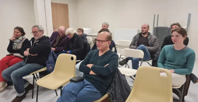 photo  les personnes présentes lors de l'assemblée générale  &copy;  ouest-france 