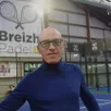 photo landry chauvin sur les terrains du padel breizh à bruz.