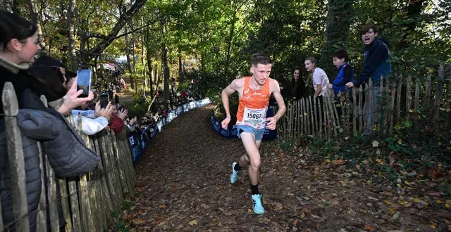 photo  le cross du courrier fait son retour au parc de pignerolle à saint-barthélemy-d’anjou près d’angers ce mardi 11 novembre. nicolas vitré a remporté la course des as.  &copy;  photo co - laurent combet 