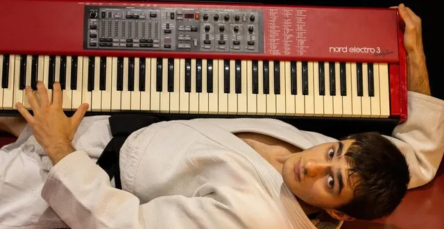 photo  dans le prolongement du film « au rythme de vera », le pianiste lorenzo tarade va proposer une performance au cinéma pathé du mans.  &copy;  tap-à-l’oeil 