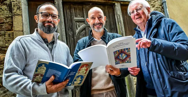 photo  le mans, mercredi 5 novembre 2025. vincent corriol, stéphane tison et joël grouas (de gauche à droite), les héritiers de ces pionniers qui, il y a 150 ans, créèrent la sham.  &copy;  le maine libre – yvon loué 