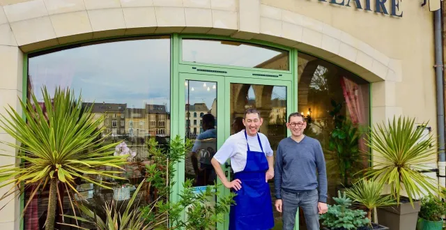photo  sébastien et stéphane barré ont repris le restaurant le parvis saint hilaire.   &copy;  le maine libre 
