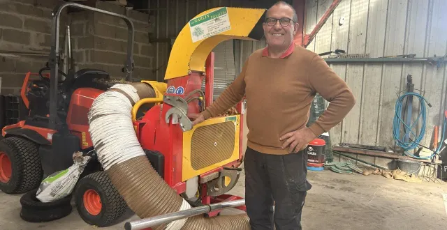 photo  beaufort-en-anjou, le 7 novembre 2025. depuis 2002, olivier garlin est à la tête de l’entreprise de paysagiste fondée en 1970 par ses parents à beaufort.  &copy;  co - christophe ricci 