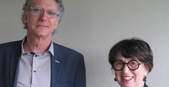 photo  marc schmitter, président de la communauté de communes loire layon aubance, et nelly daviau, vice-présidente, en charge du tourisme, qui vient de démissionner.  &copy;  archives co 