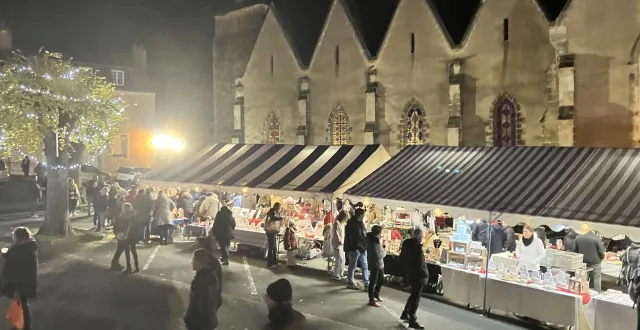 photo  une quarantaine d’exposants étaient présents lors de la précédente édition.   &copy;  archives le maine libre 