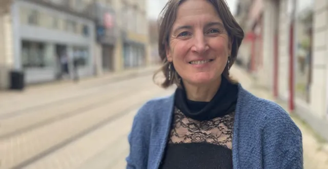 photo  natacha longeray, 49 ans, brigue le poste de maire de courdemanche (sarthe) aux élections municipales de mars 2026.  &copy;  ouest-france 