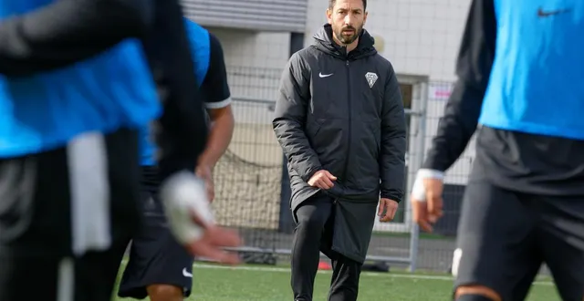 photo  le directeur du centre de formation d’angers sco yoann andreu.  &copy;  françois maisonneuve 
