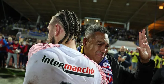 photo  à l’image de luis ferreira-pavesi, le président de bayeux, nombreux ont été les bayeusains à laisser couler des larmes.  &copy;  charles bury 