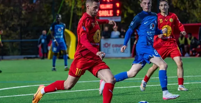 photo  valentin launay et ses partenaires manceaux se sont inclinés sur la pelouse de pouzauges.  &copy;  arnaud despelchain 