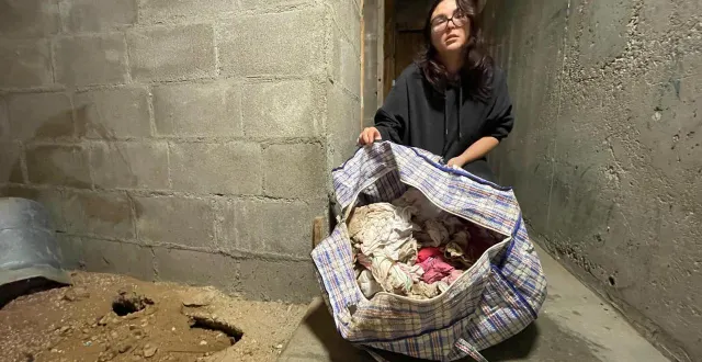 photo  karen ne peut rien garder dans sa cave : les rats s’introduisent par le sol en terre battue et détruisent tout. c’est toujours le cas fin 2025.  &copy;  le maine libre - louis gohin 