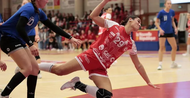 photo  cléa delaume, ici lors du match face à mérignac, n’est pas entrée en jeu contre la réserve de chambray, samedi 15 novembre 2025.  &copy;  co - benoit felace 