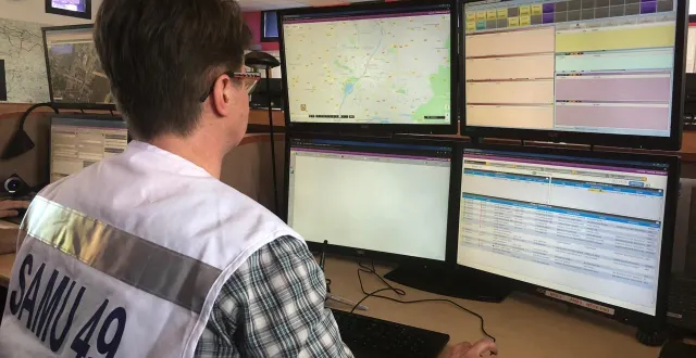 photo  les assistants de régulation du samu 49 sont démunis face aux pannes de leur logiciel.  &copy;  ouest-france 