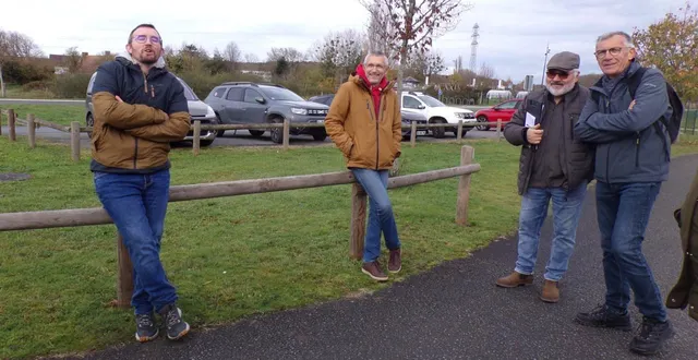 photo  des habitants du gué-perray ont exprimé leurs demandes.  &copy;  le maine libre 