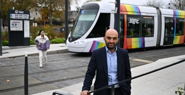 photo  angers, lundi 17 novembre 2025. « ce n’est pas l’addition de logos qui fait la valeur de la liste. on n’a peut-être qu’un seul logo, mais lfi est le mouvement qui rassemble aujourd’hui le plus de militants », note arash saeidi.  &copy;  co – josselin clair 