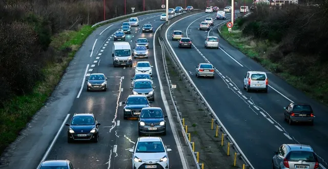 photo  la circulation est très ralentie.  &copy;  photo d’illustration 