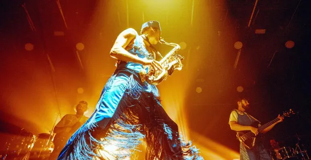 photo  tête d’affiche du festival, le groupe deluxe a répondu aux attentes du public.  &copy;  victor dubas 