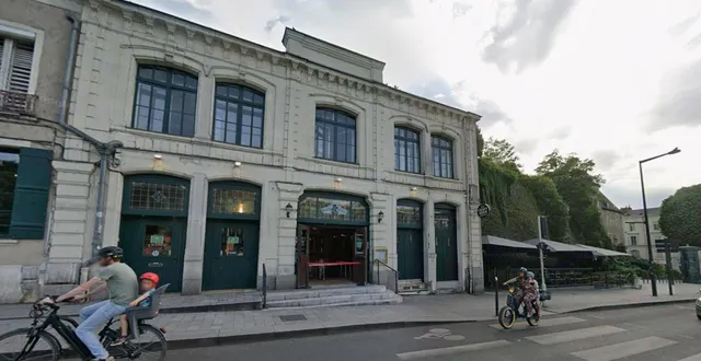 photo  le james joyce est situé au numéro 40 du boulevard carnot à angers.  &copy;  capture d’écran google maps 