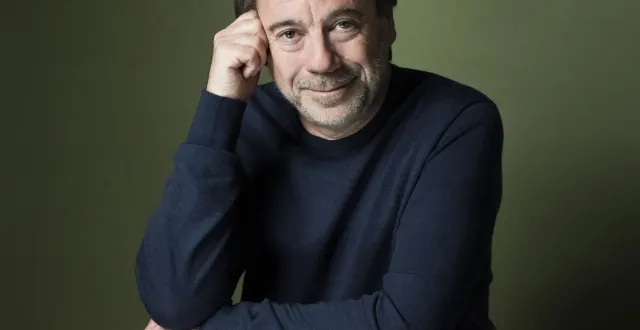 photo  l’auteur michel bussi sera à angers (maine-et-loire) mercredi 26 novembre.  &copy;  philippe matsas 