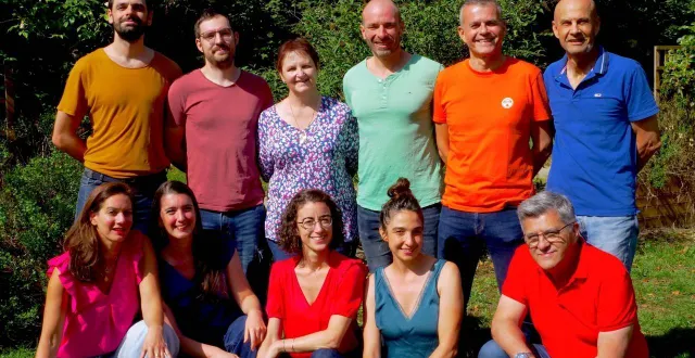 photo  la troupe de la planche à voix au complet.  &copy;  co 